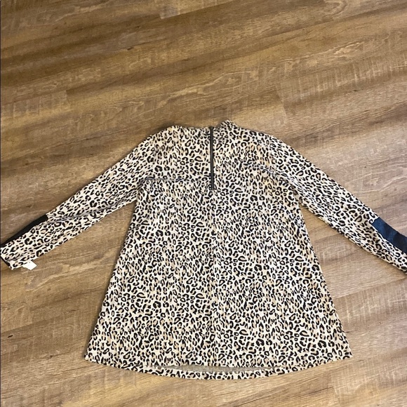 NWOT Tyler Böe Chrissy Top In Leopard Print Size XS - Picture 9 of 9